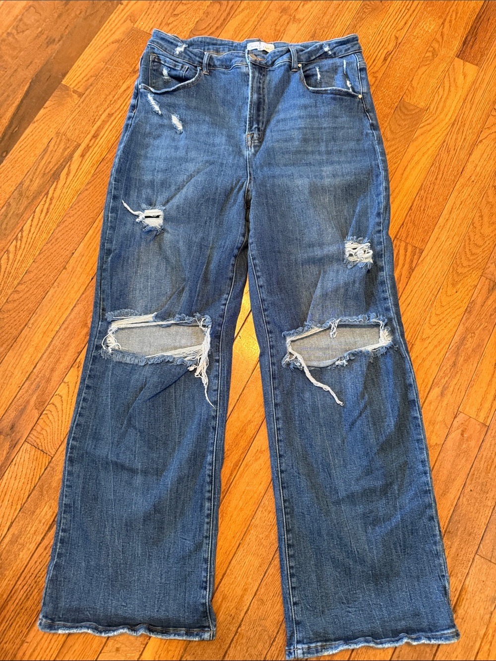 RISEN JEANS - Distressed Blue Wide-Leg Women's Jeans